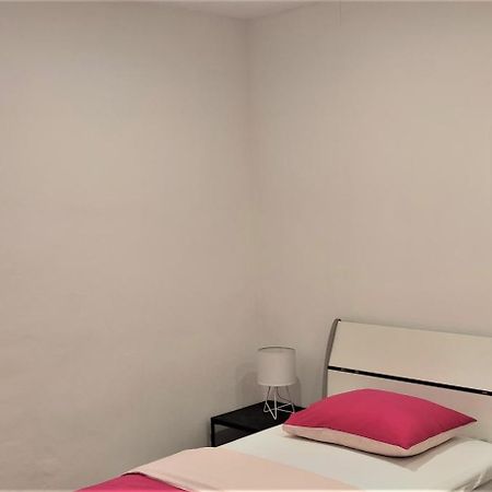 Apartments Armonia Подстрана Екстериор снимка